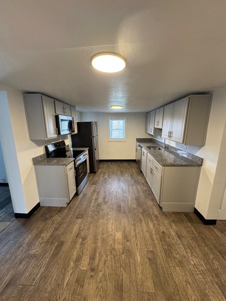 1014 N 5th St - Photo 7 of 11