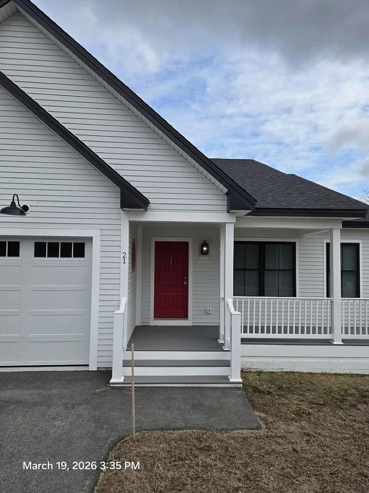 21 Juniper St - Photo 2 of 20