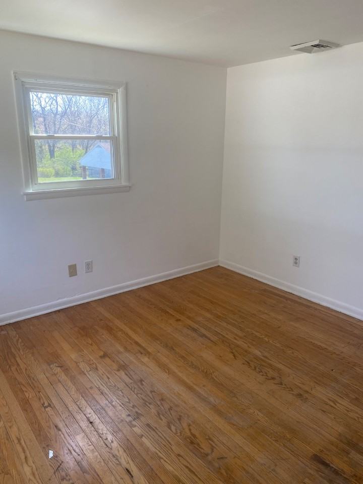 1821 Taylor St - Photo 3 of 20