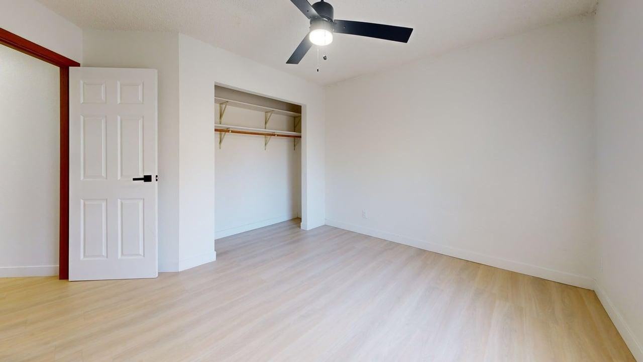 215 E Arbor (Bismarck,ND) - Photo 7 of 28