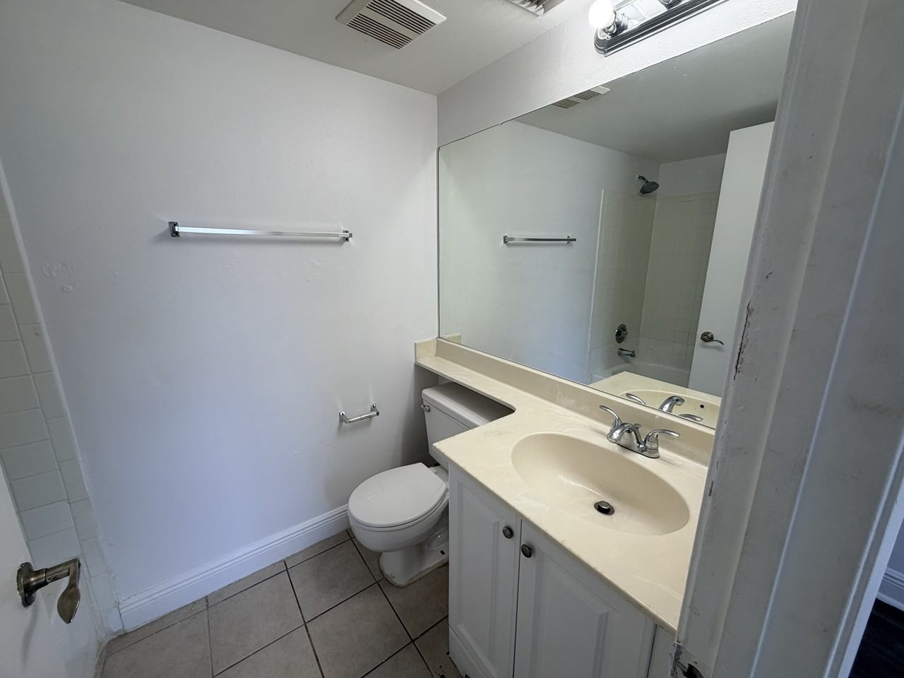 5720 Rock Island Rd #1 - Photo 4 of 18