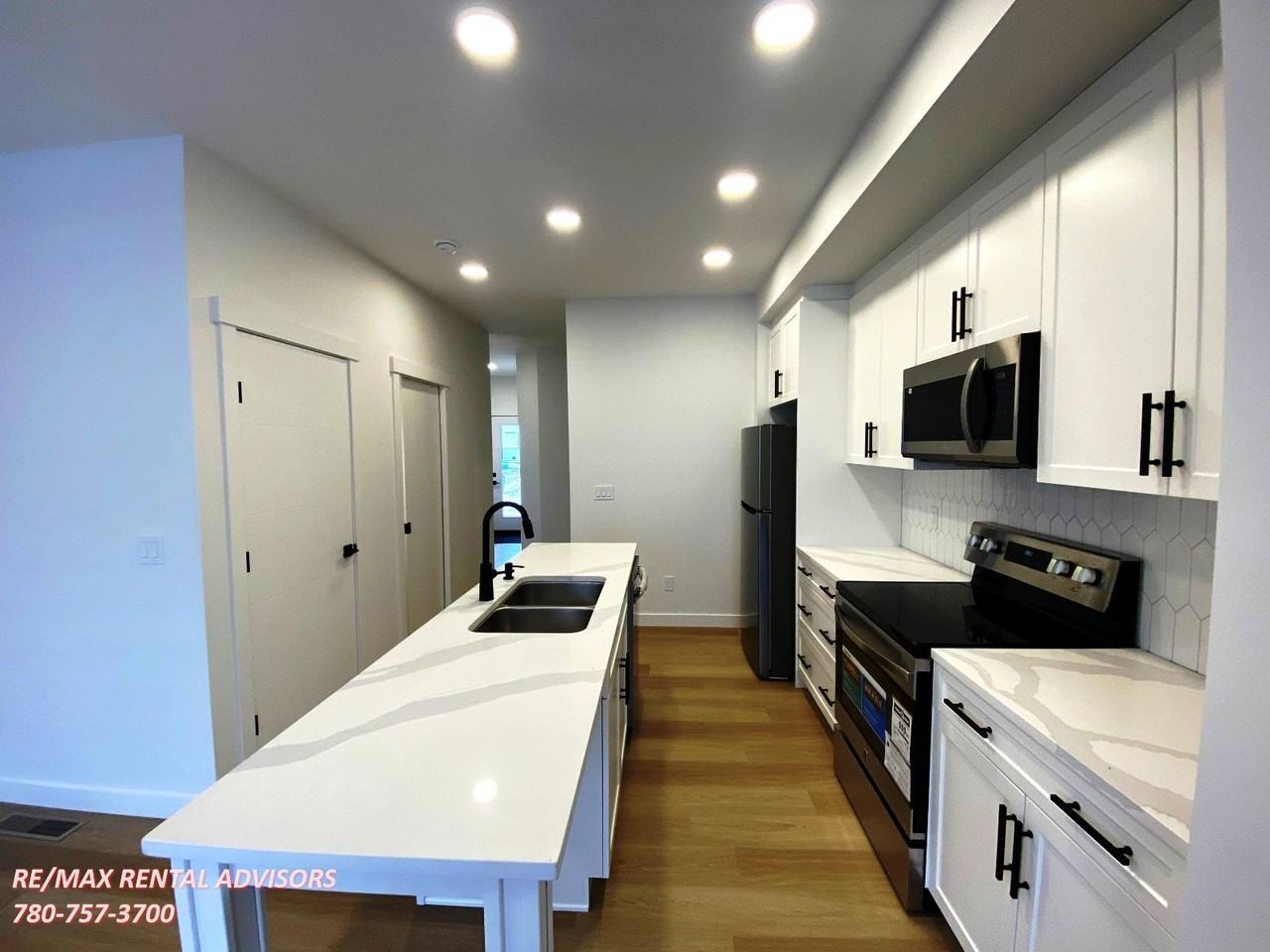 #4 710 Mattson Drive Southwest - Photo 4 of 24