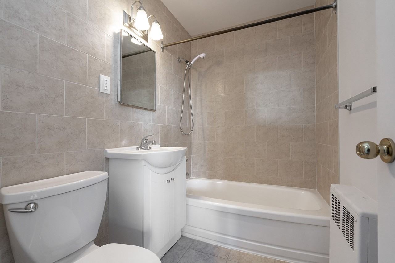 150 Donway & 4 Overland - Photo 5 of 11