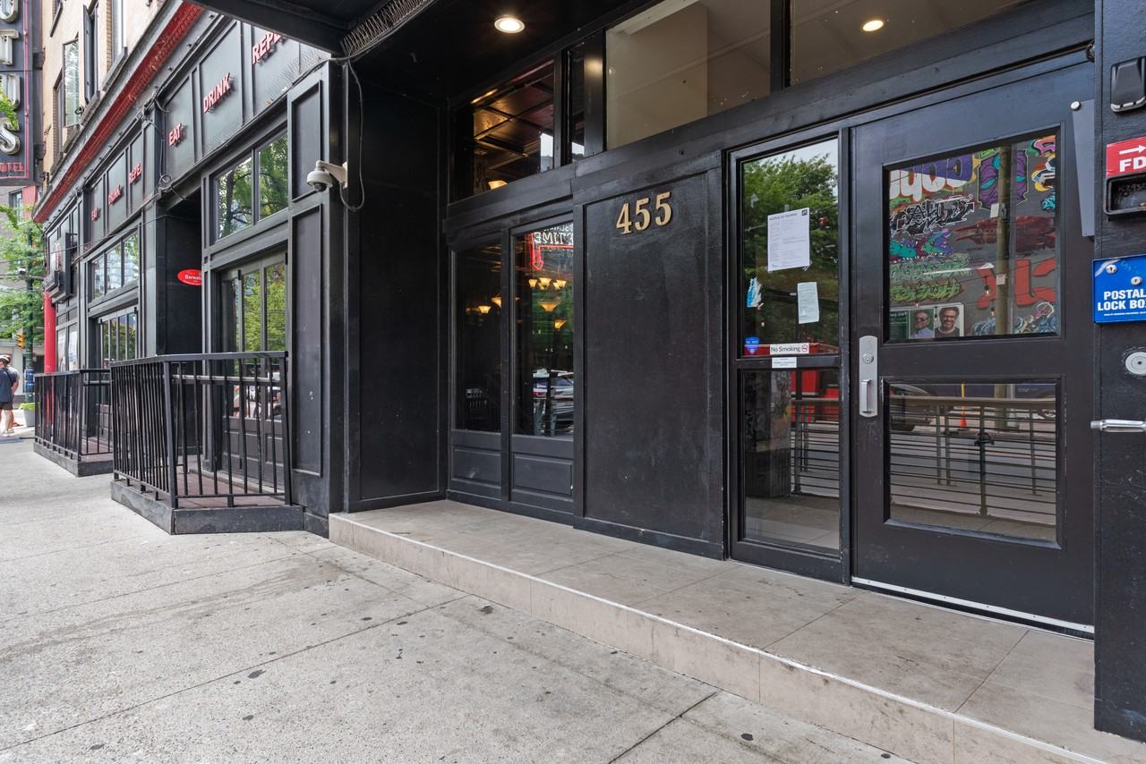 ALMA Gastown - 455 Abbott Street - Photo 4 of 22