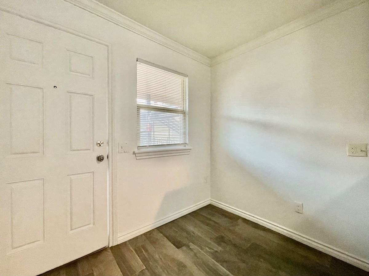 319 E Edwards St #1 - Photo 2 of 13