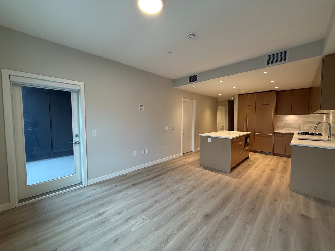 110 East 17th St - Photo 4 of 24