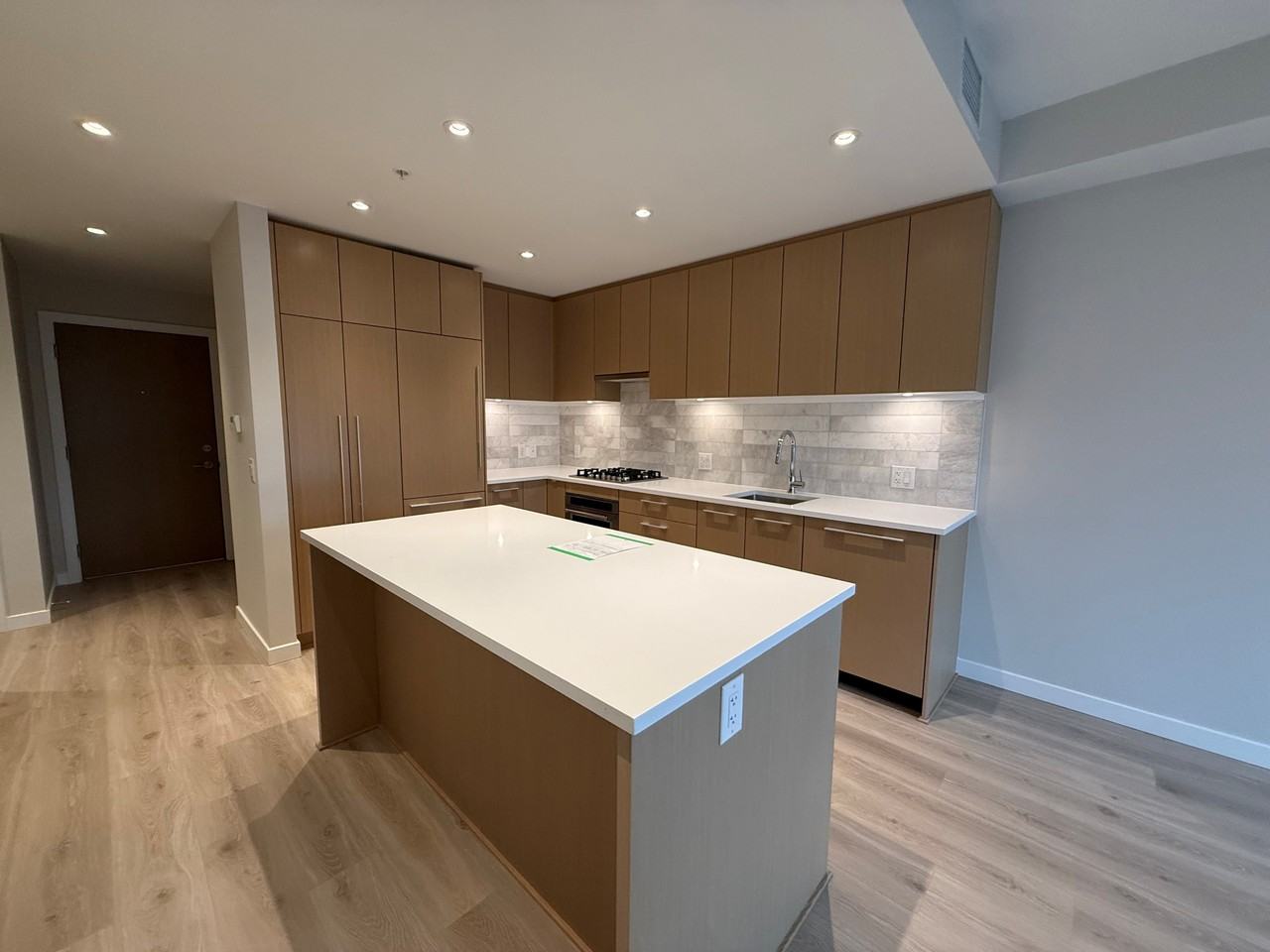 110 East 17th St - Photo 6 of 24