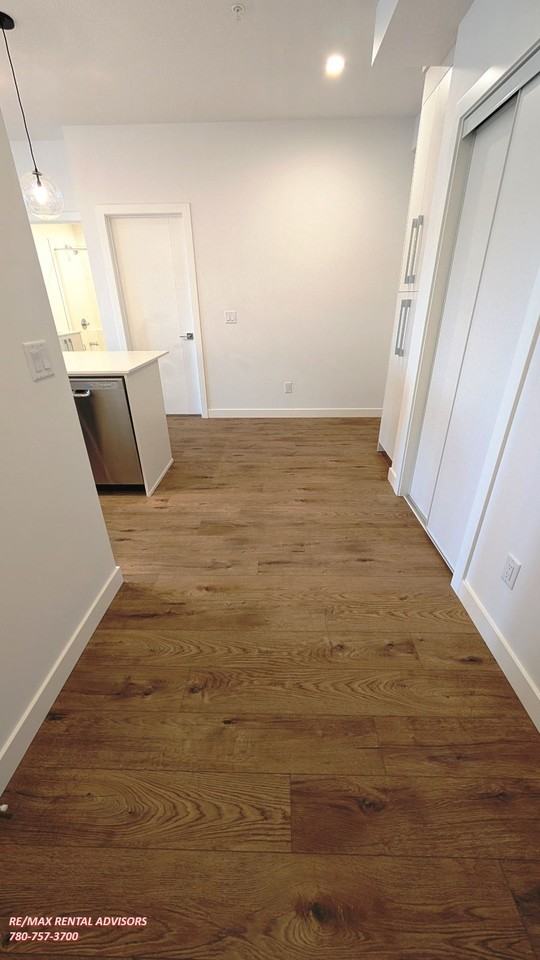 395 Skyview Pky Ne - Photo 5 of 13