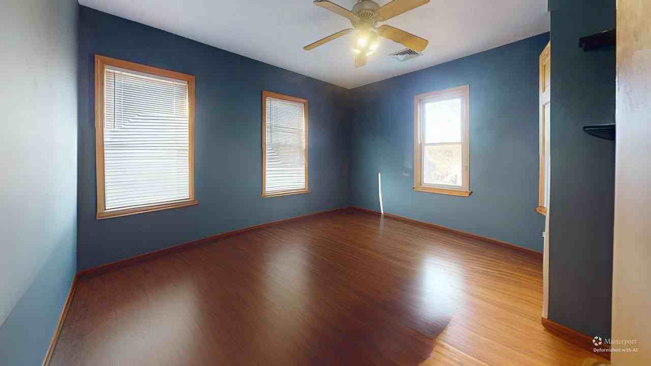 47 Rockwell St #49 - Photo 3 of 13