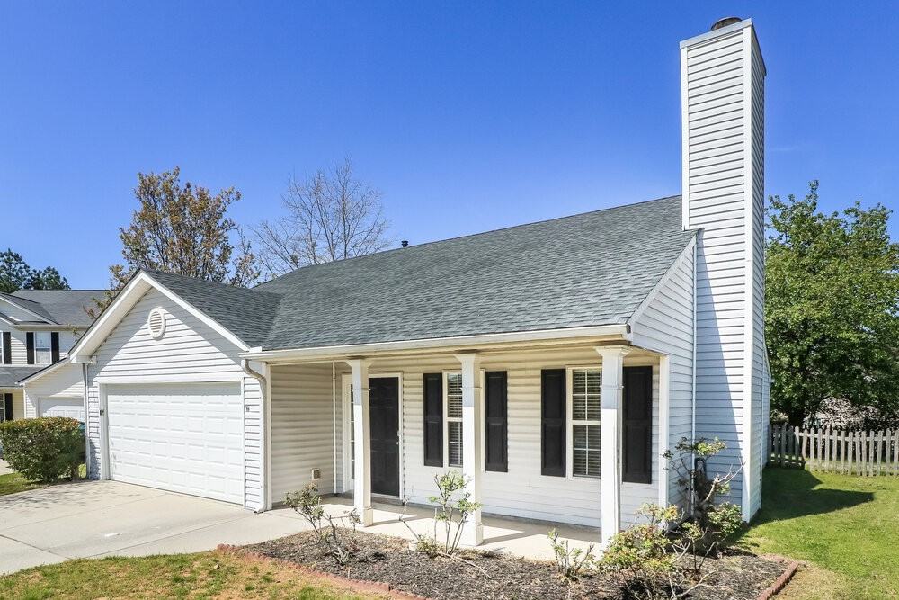 311 Bainbridge Cir - Photo 3 of 16