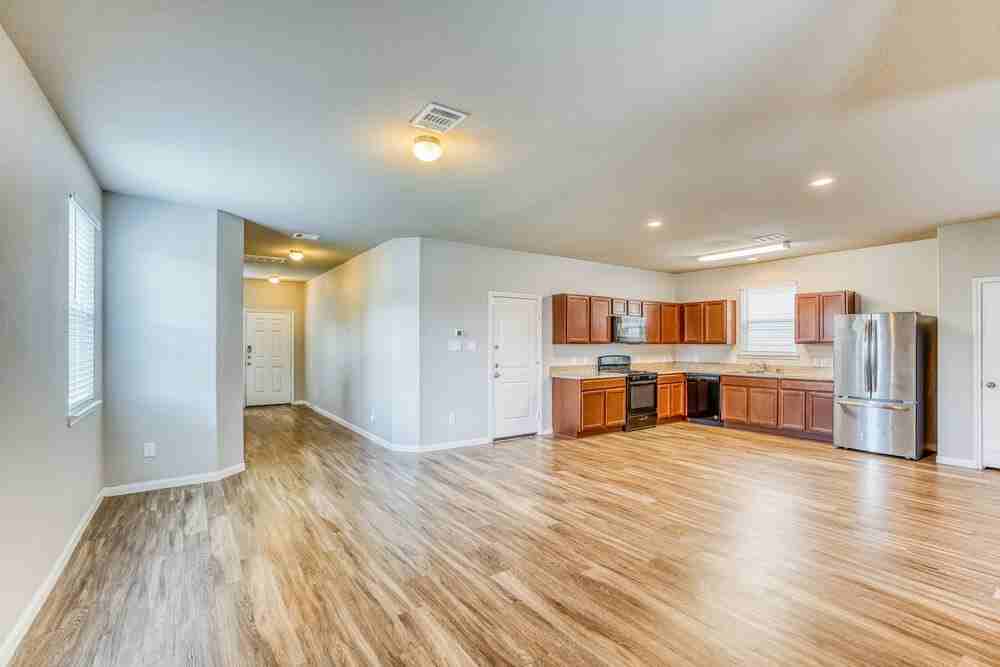 18606 Cooper Ravine Way - Photo 5 of 17