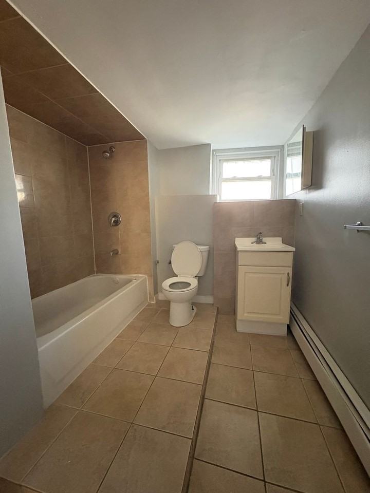 130-132 N. THIRD STREET - Photo 7 of 10