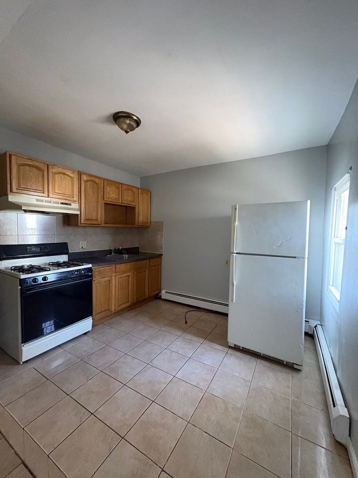130-132 N. THIRD STREET - Photo 4 of 4