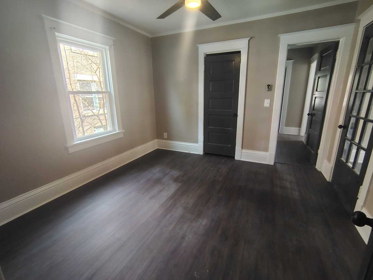 1812 S 4th St #1 - Photo 2 of 5