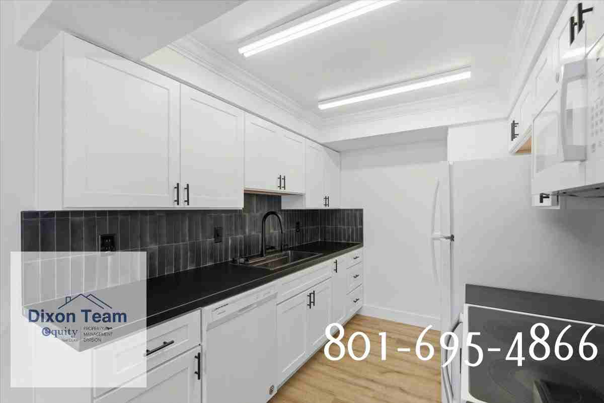 774 S 1650 E #1 - Photo 7 of 26