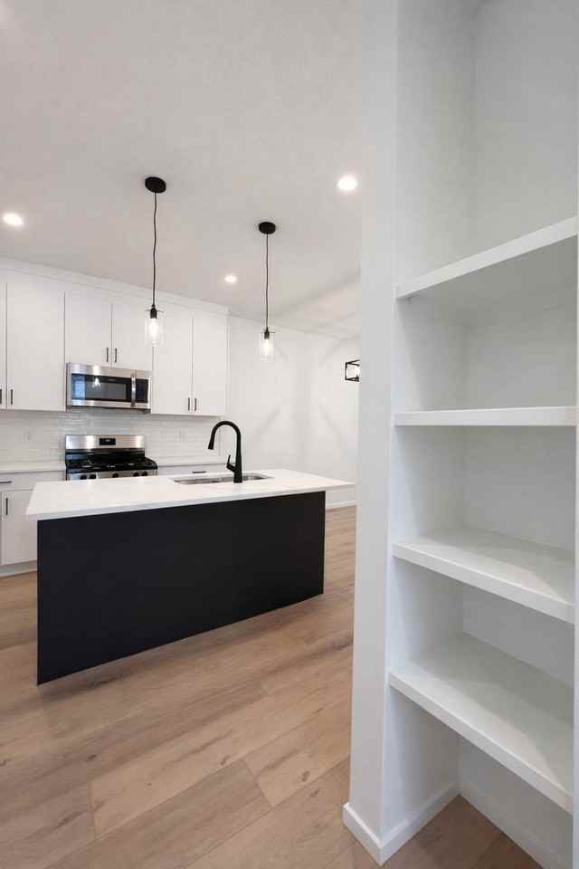 9410 155 Street Northwest - Photo 4 of 10