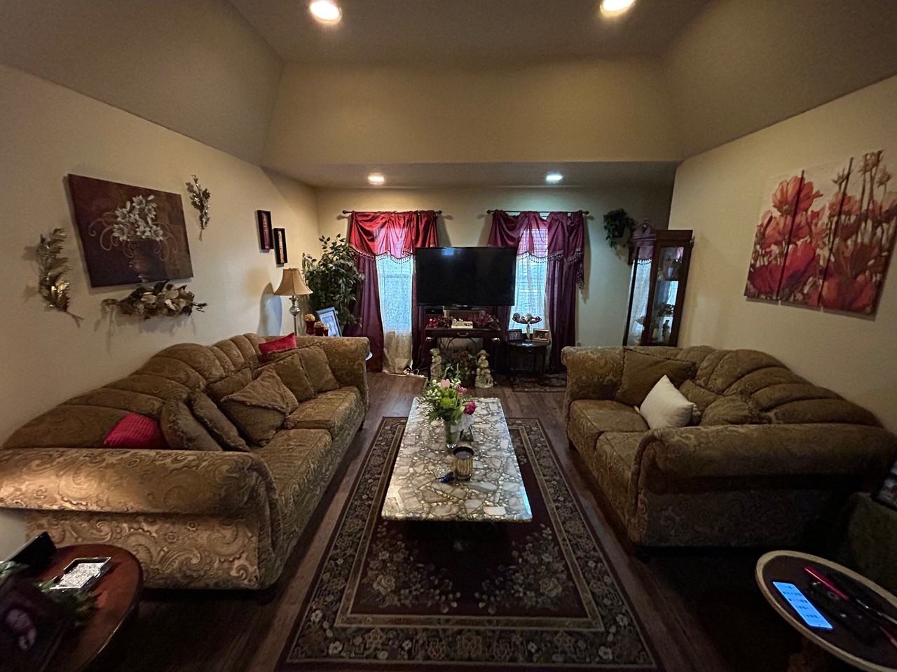 900 Azalea Ct #B - Photo 3 of 17