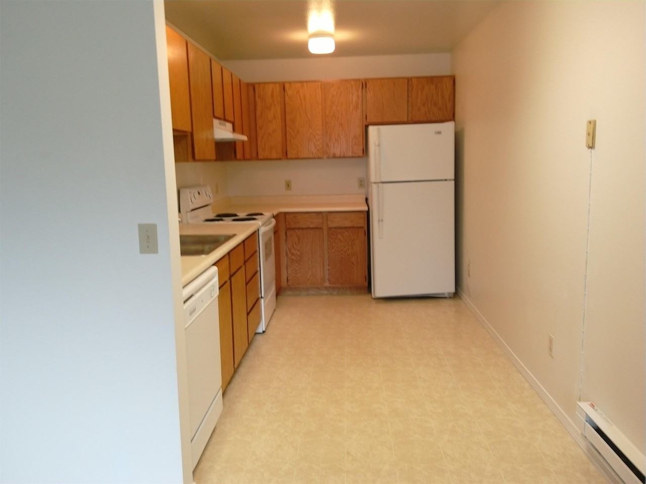 369 S Cole Ave #1 - Photo 4 of 13