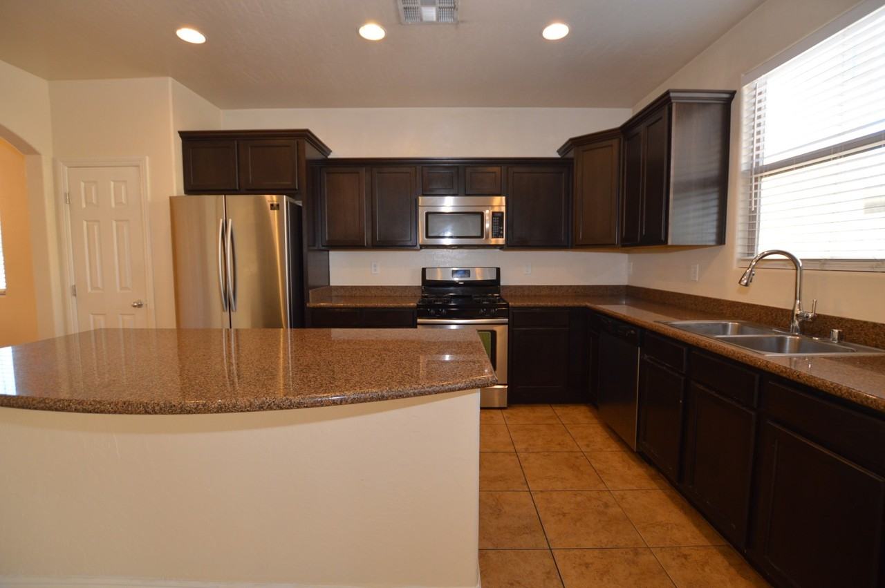 126 La Tourette Ct #1 - Photo 7 of 23