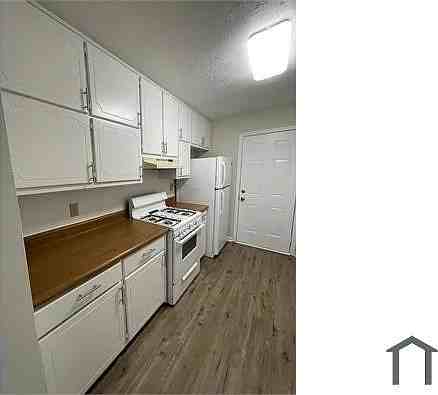 203 Glendale Ct - Photo 6 of 19