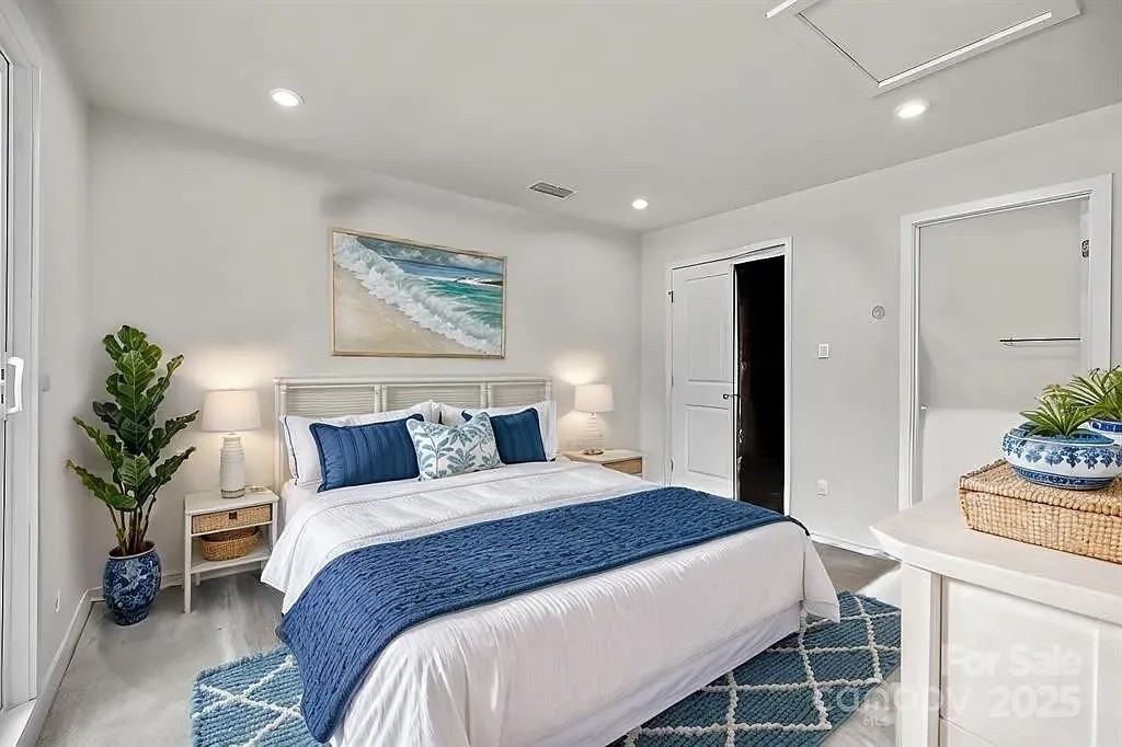 912 Broad River Ln - Photo 7 of 14