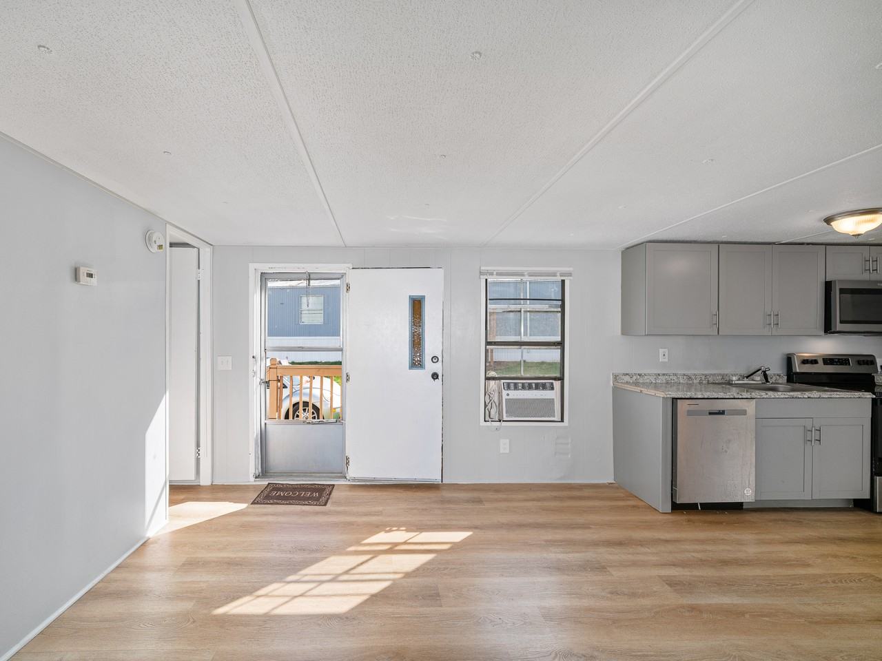 53 Cushion Pl #1 - Photo 2 of 12