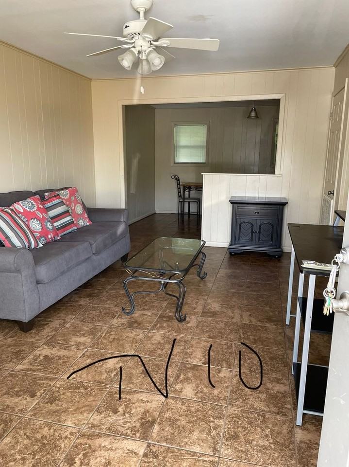 606 S Trenton St #10 - Photo 2 of 6