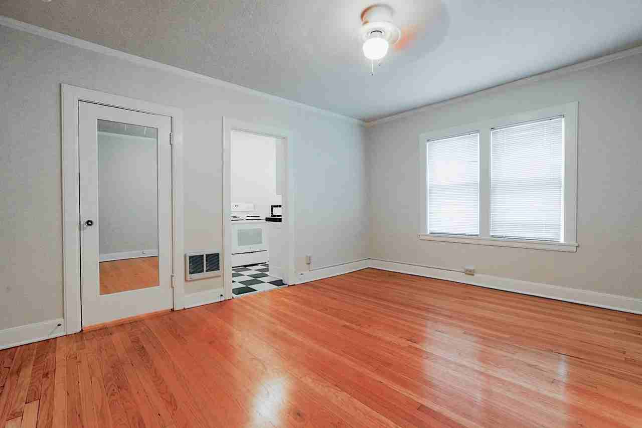 CARMEN APARTMENTS (JAMJ01) - Photo 2 of 22