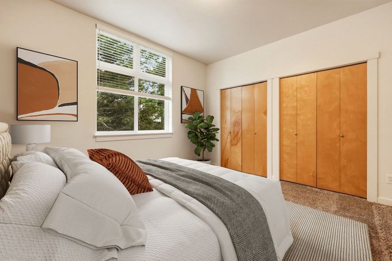 Camelia - Photo 7 of 26