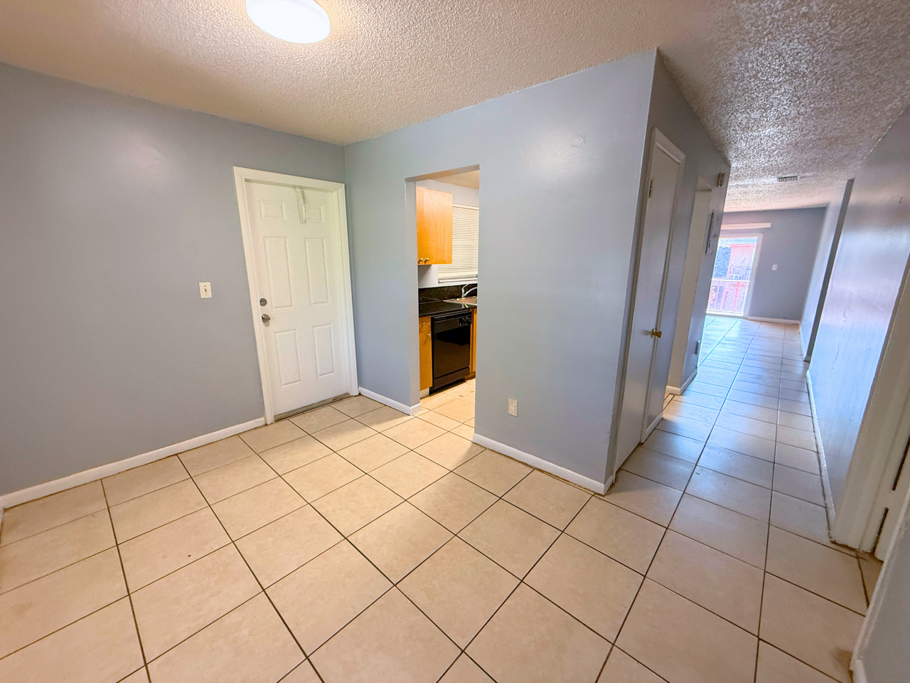 2221 Nw 58th Ter #14