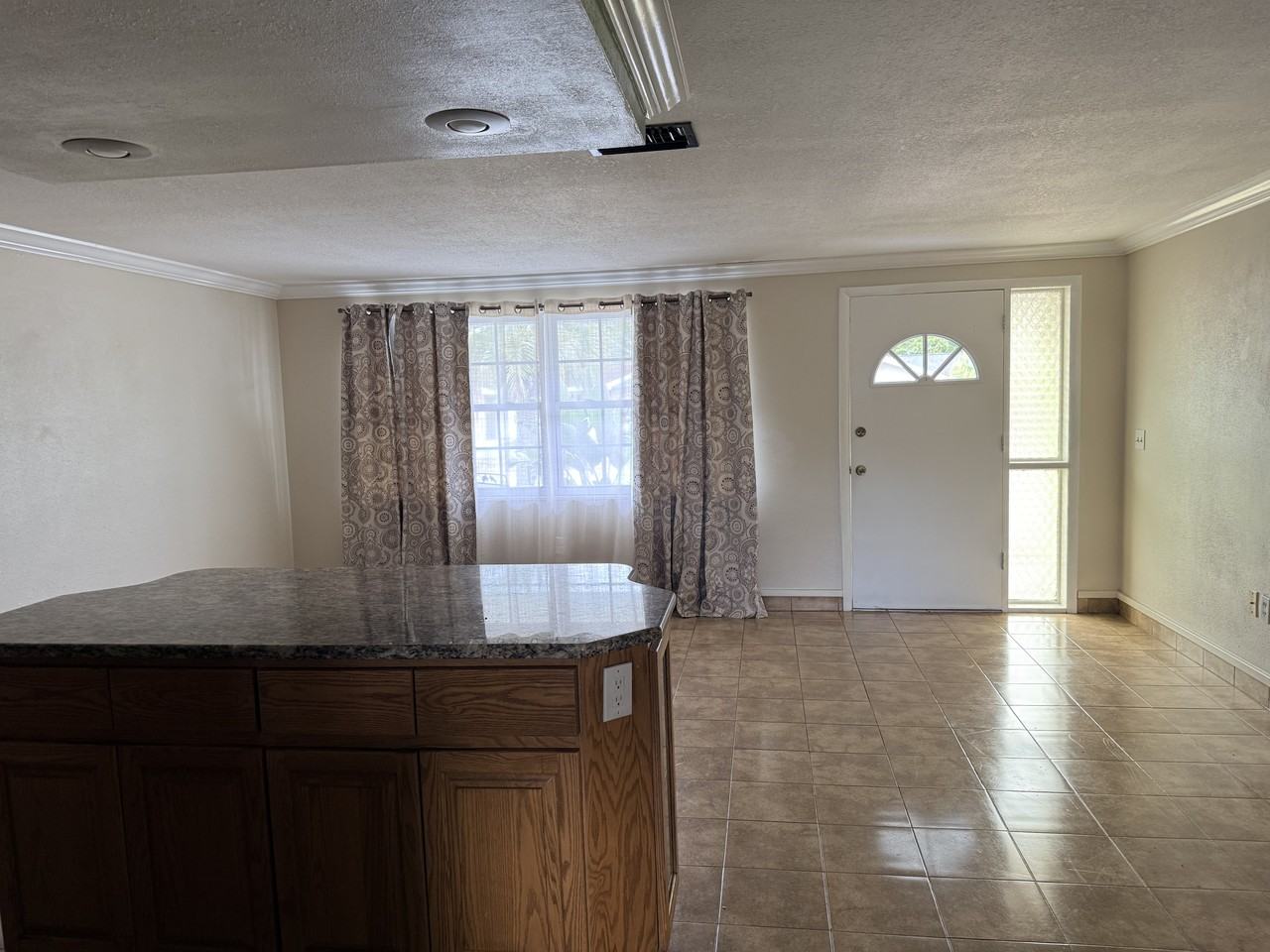 10836 Leeds Rd #1 - Photo 2 of 13