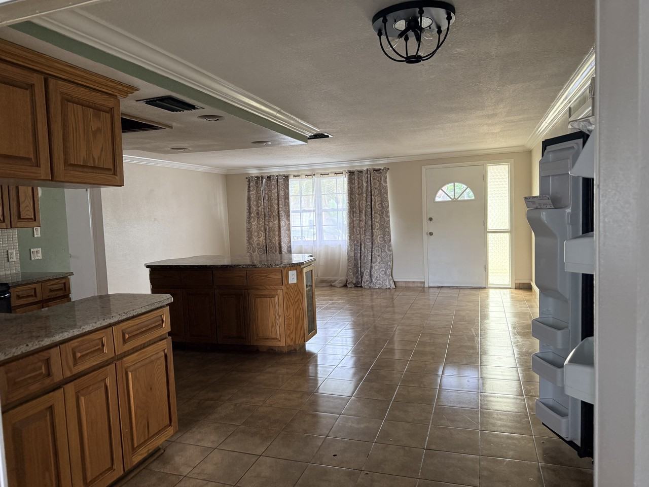 10836 Leeds Rd #1 - Photo 3 of 13