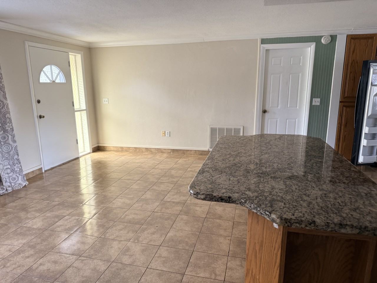 10836 Leeds Rd #1 - Photo 4 of 13