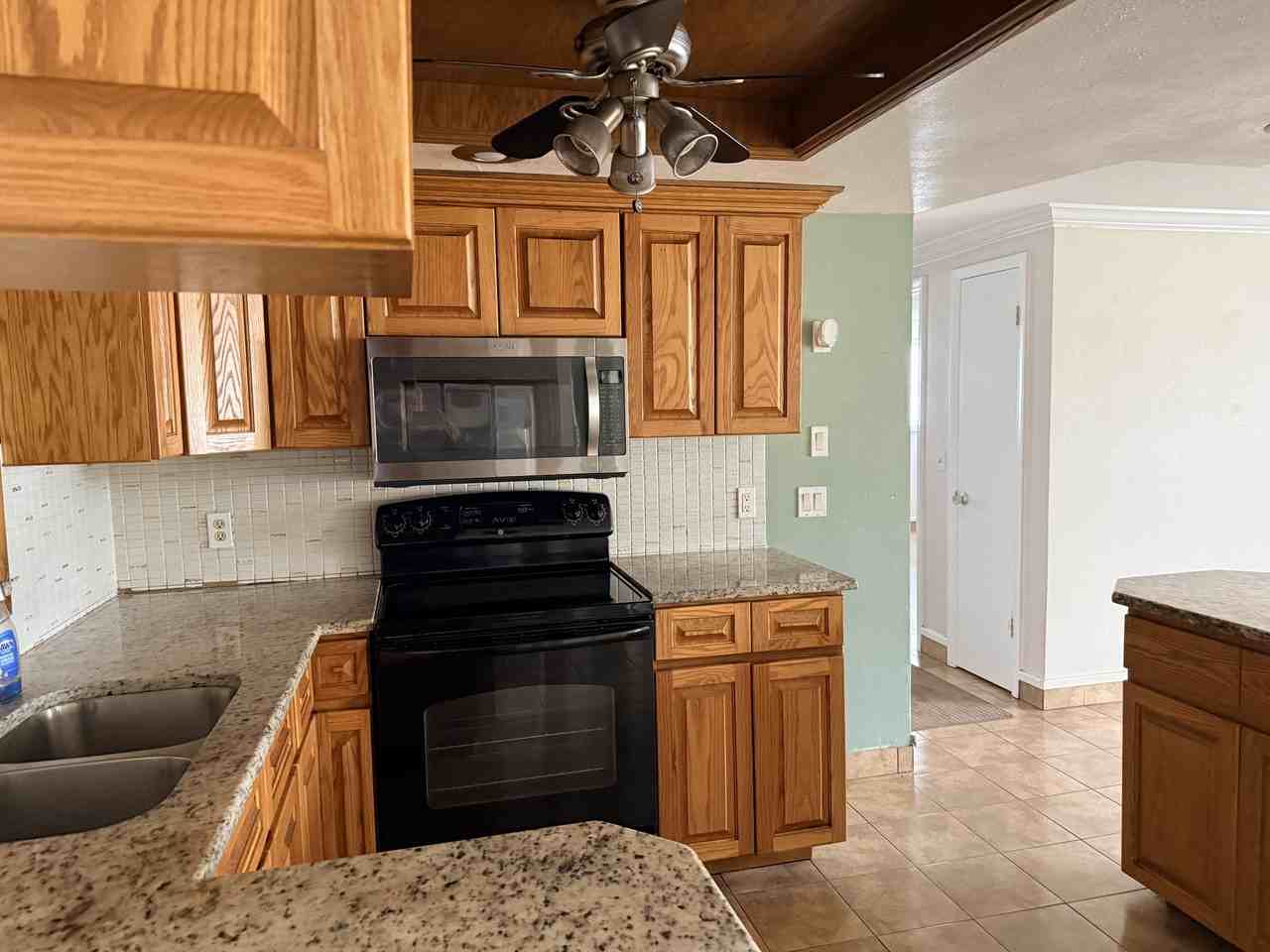 10836 Leeds Rd #1 - Photo 5 of 13