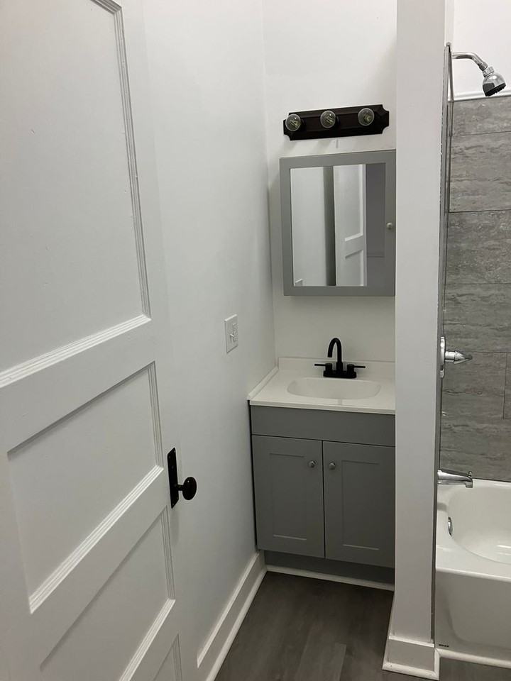 430-432 E. Orange Street - Photo 3 of 27