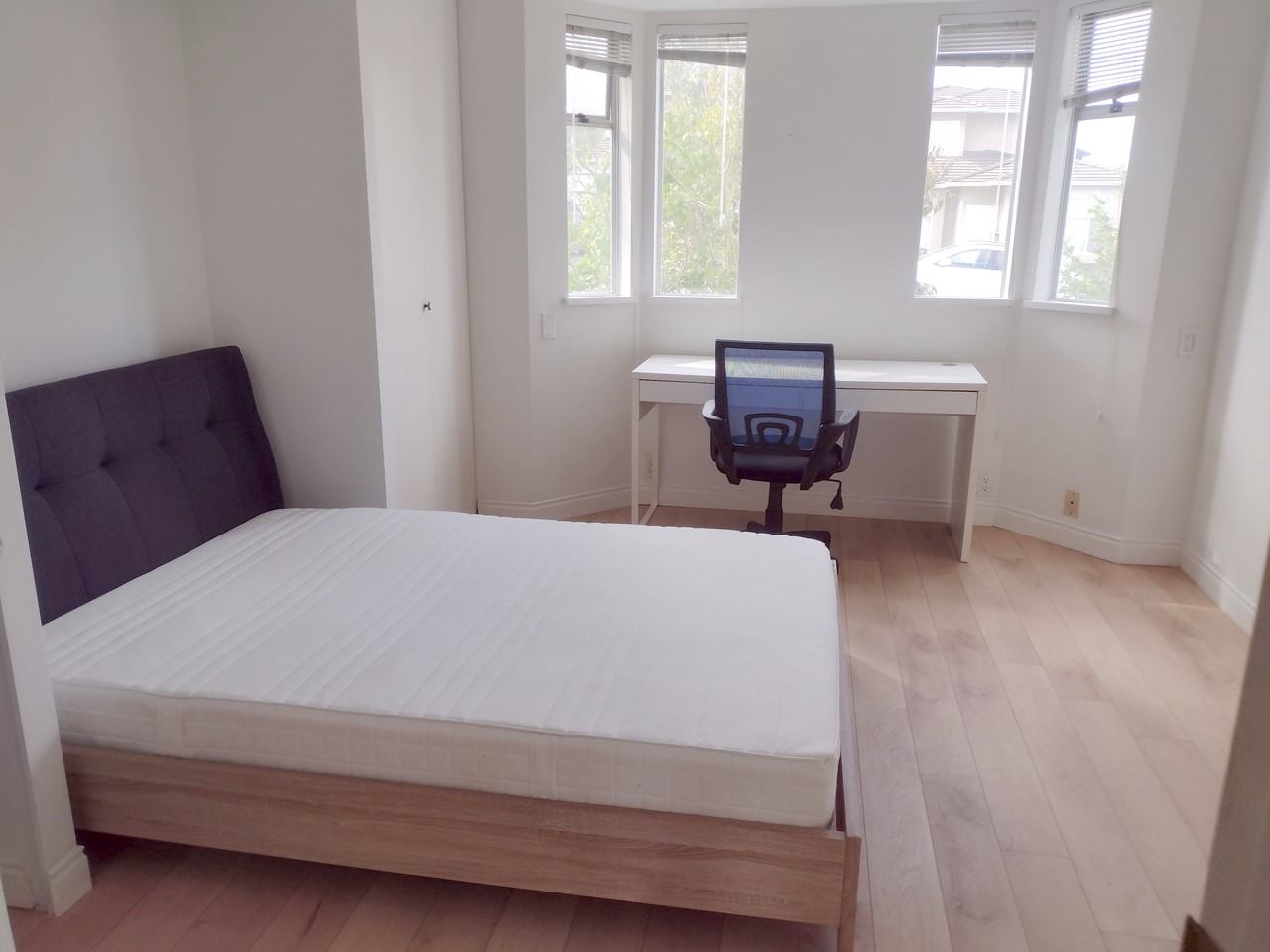 4559 Grassmere Street - Photo 5 of 10