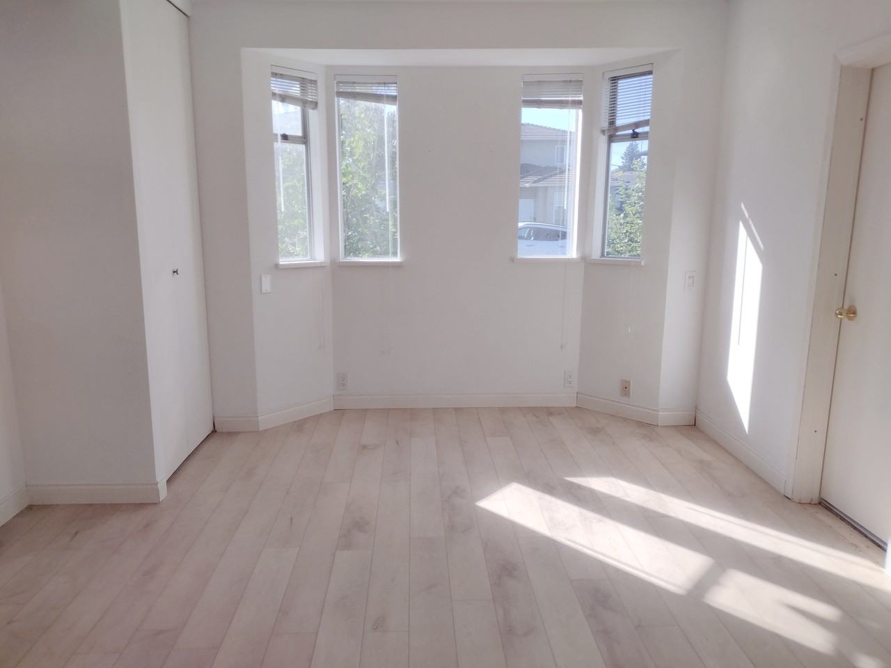 4559 Grassmere Street - Photo 7 of 10