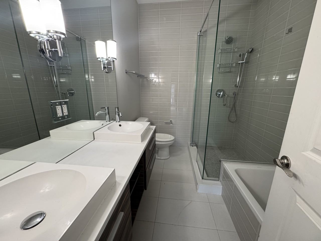 1701 North Kedzie AvenueUnit 1N #1701-1N - Photo 3 of 10