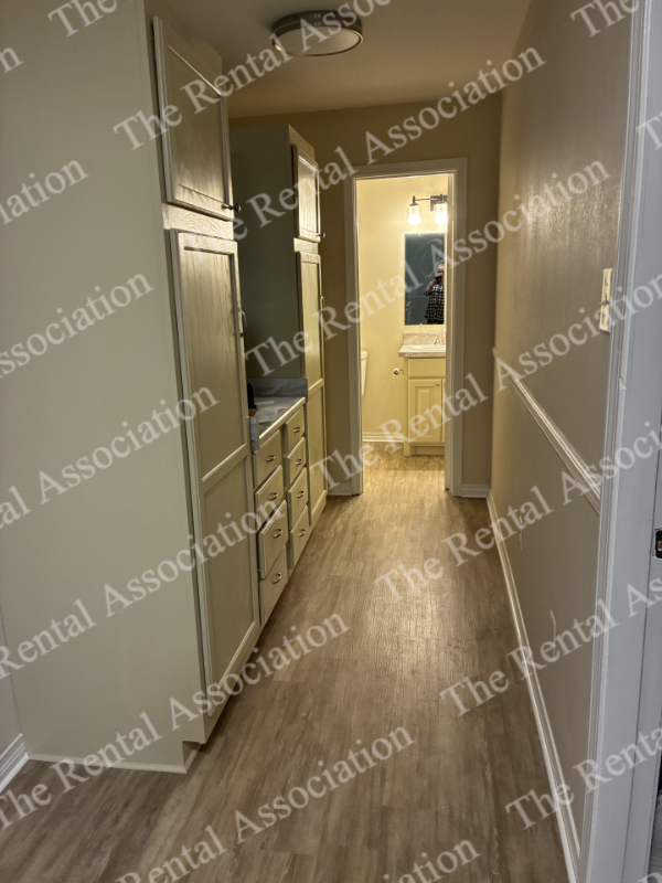 396 Rowland Rd #1 - Photo 3 of 19