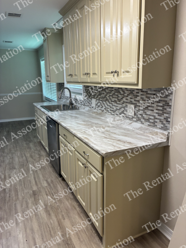 396 Rowland Rd #1 - Photo 4 of 19