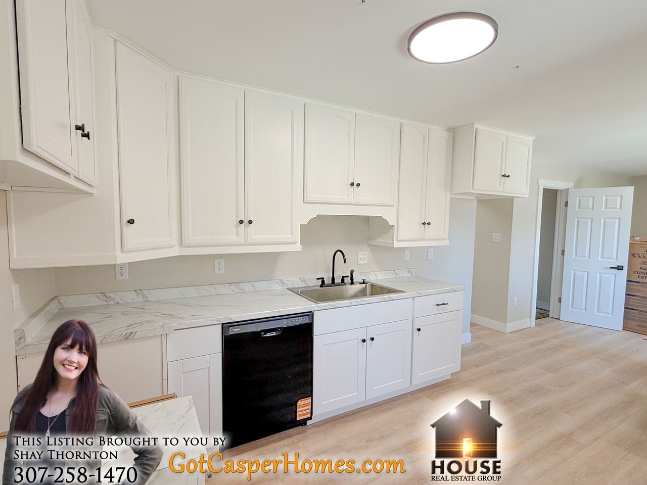 2414 E 9th St #1 - Photo 3 of 11