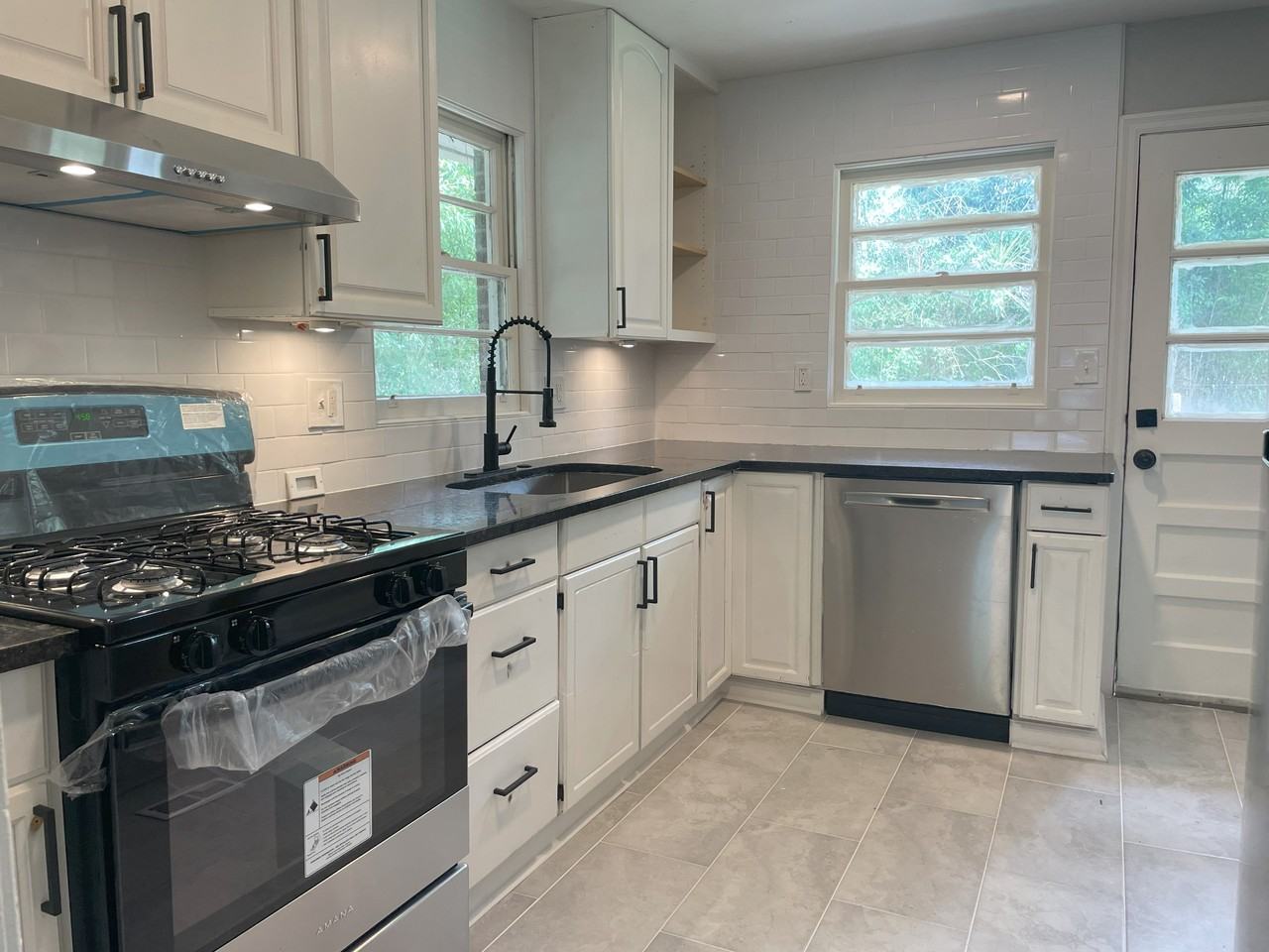 2225 Old Spring Rd Se #1 - Photo 5 of 23