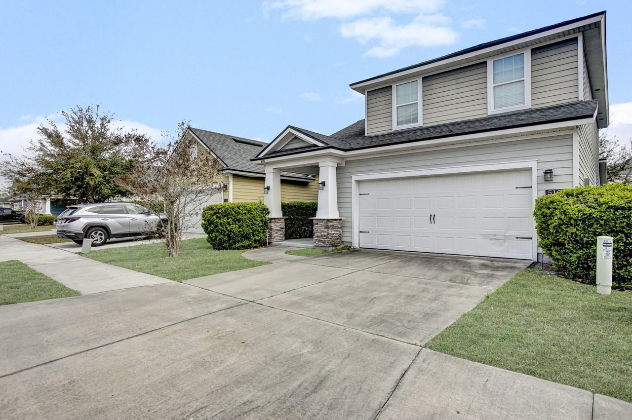 516 Meldrum Ln #1 - Photo 3 of 50