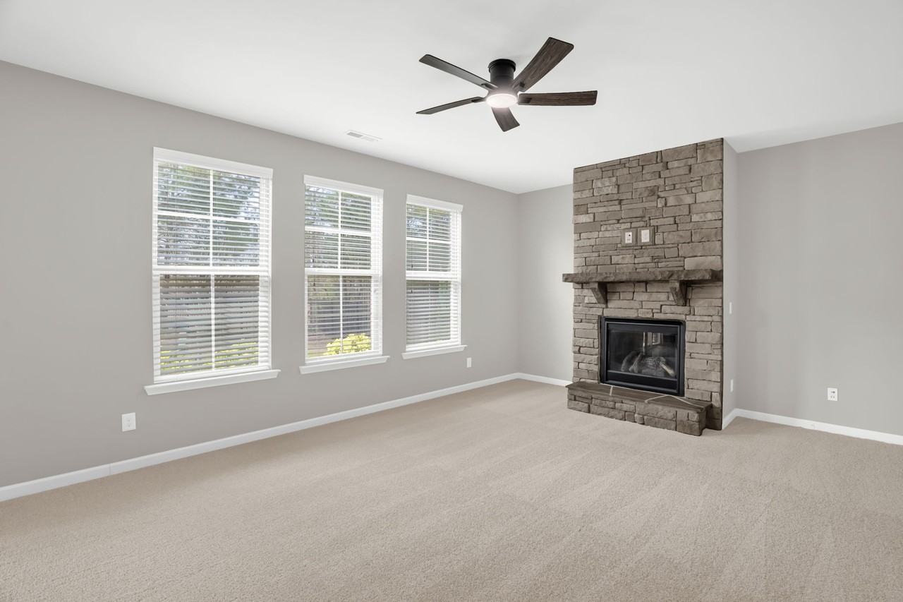 602 Applecross Dr #1 - Photo 2 of 31