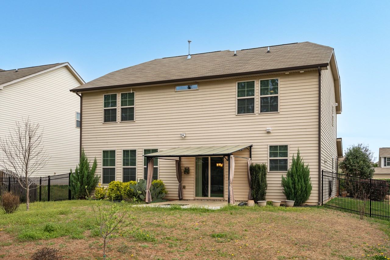 602 Applecross Dr #1 - Photo 3 of 31