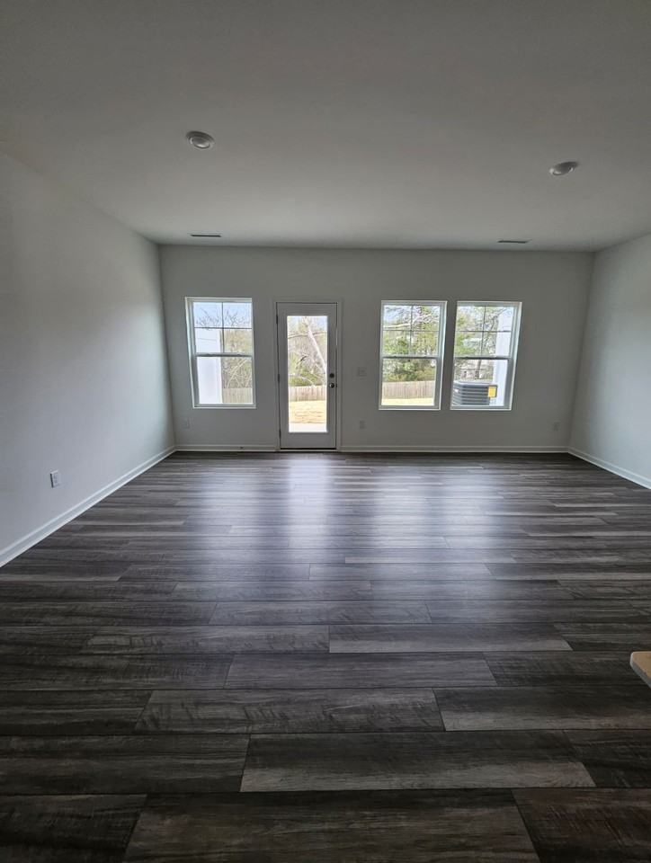 477 Fran Dr #1 - Photo 7 of 18