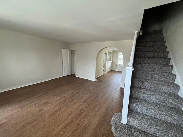 5105 Chalgrove Ave #1 - Photo 5 of 35