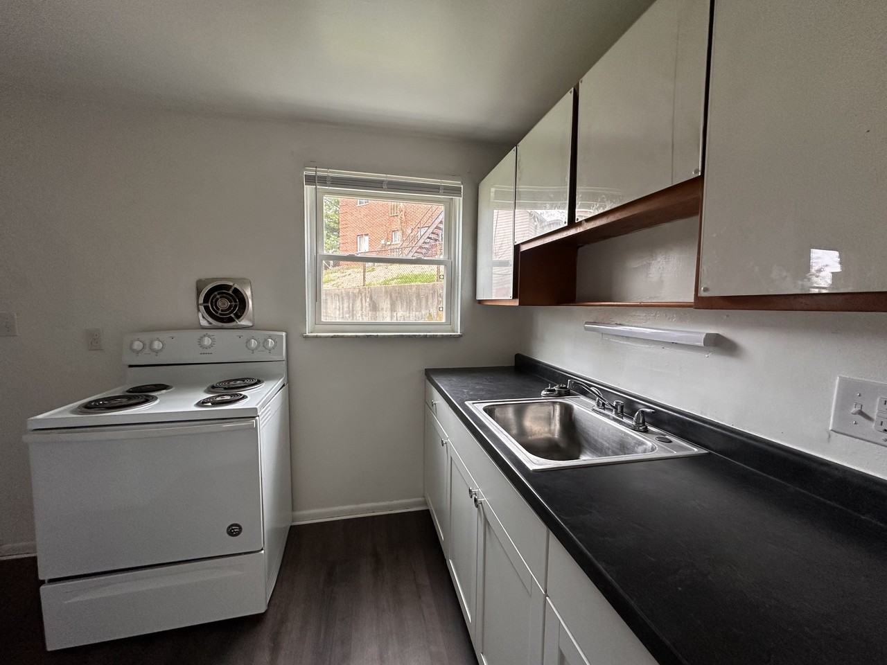 245 Perry StreetApt 9 #9 - Photo 2 of 6