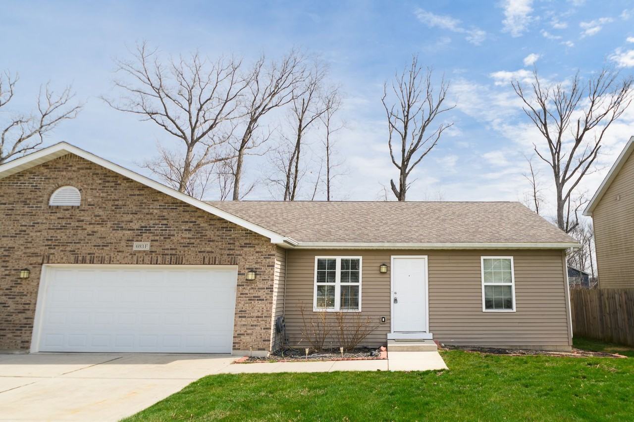 693 Dearborn Rd - Photo 2 of 26