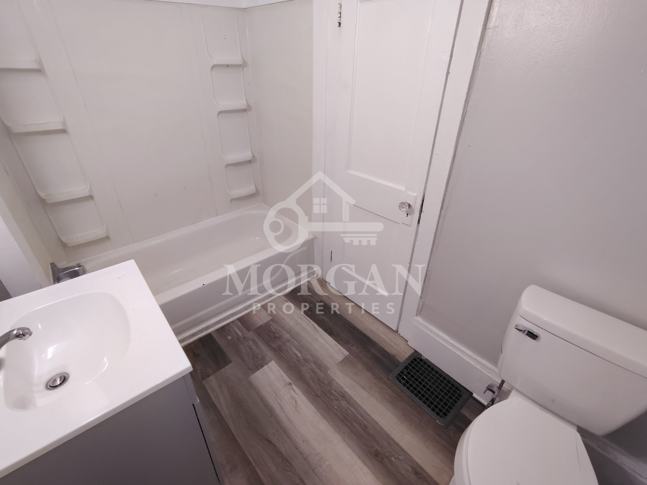 921 College Dr #1 - Photo 5 of 9